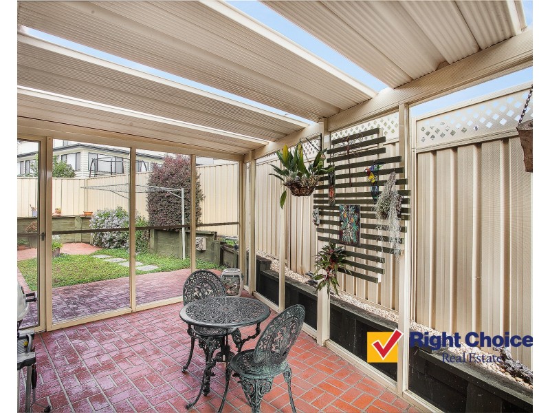 2/41 Campaspe Circuit, Albion Park NSW 2527