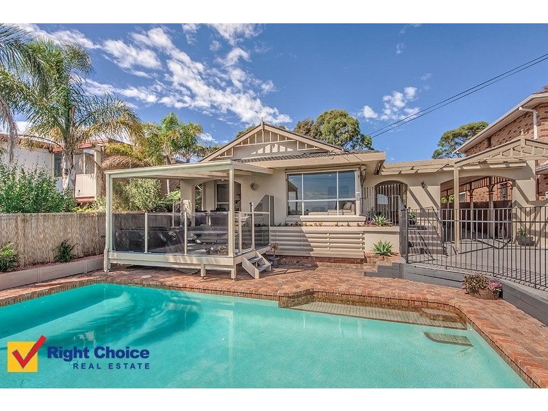 24 The Esplanade, Oak Flats NSW 2529