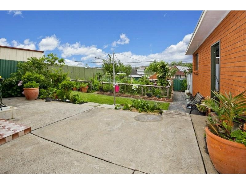Barrack Heights NSW 2528
