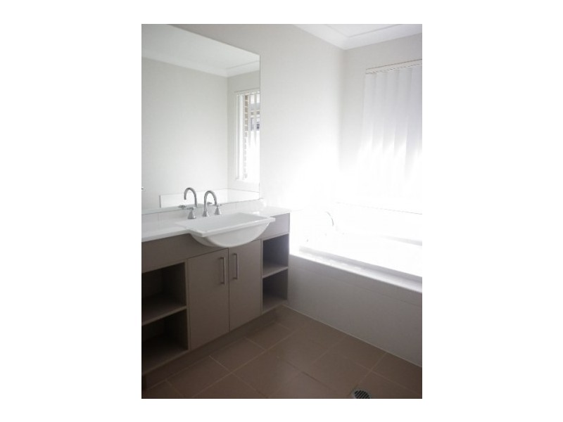 14 Cutter Parade, Shell Cove NSW 2529