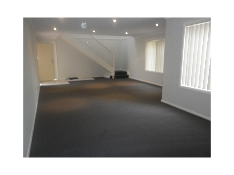 1/16 Seymour Drive, Flinders NSW 2529