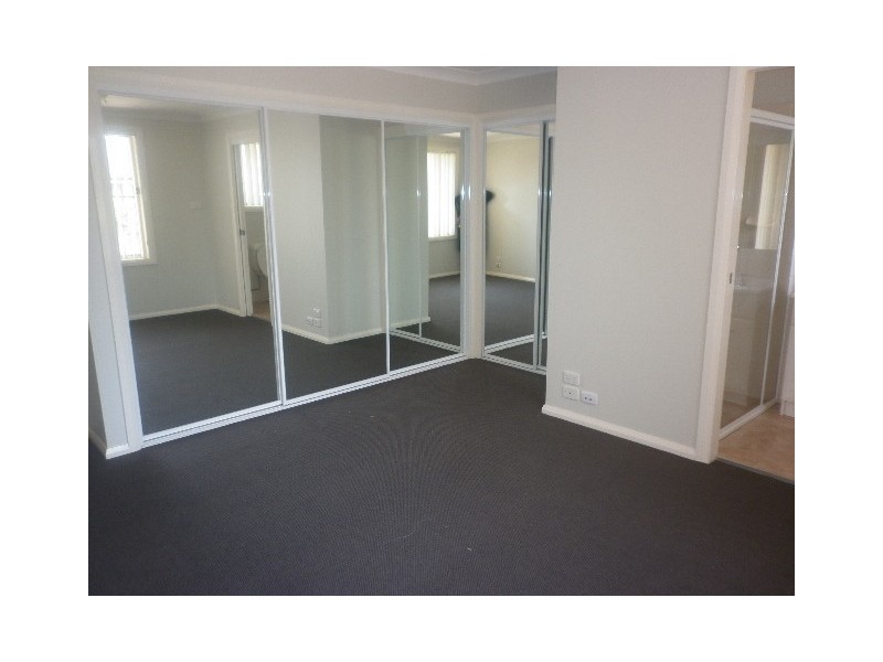 1/16 Seymour Drive, Flinders NSW 2529