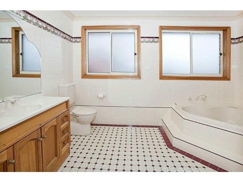 Blackbutt NSW 2529