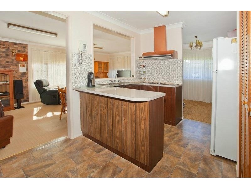 98 Captain Cook Drive, Barrack Heights NSW 2528