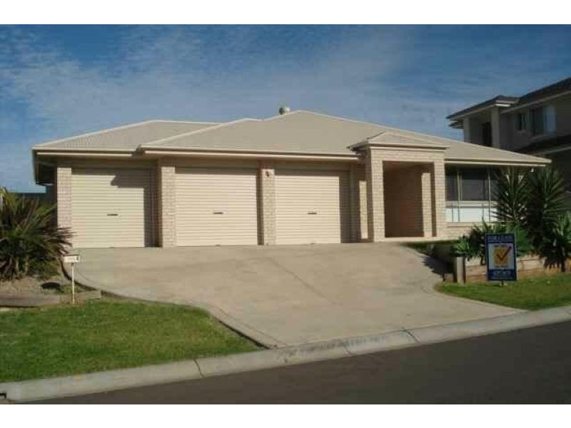 4 Caravel Crescent, Shell Cove NSW 2529