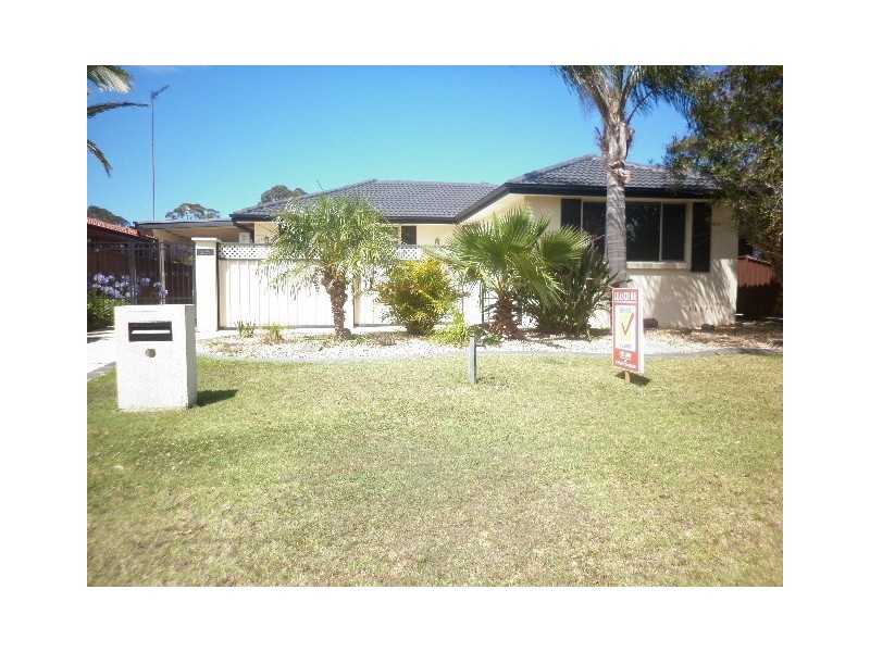 25 Acacia Avenue, Albion Park Rail NSW 2527
