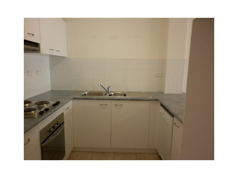 13/28 Addison Street, Shellharbour NSW 2529