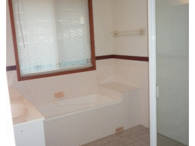 23 Palmae Place, Albion Park Rail NSW 2527