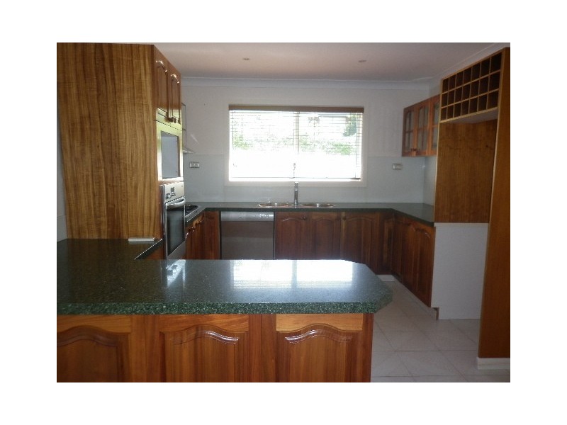 19 Hogan Avenue, Mount Warrigal NSW 2528