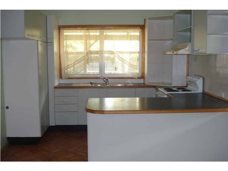 136 Princess Highway, Albion Park Rail NSW 2527