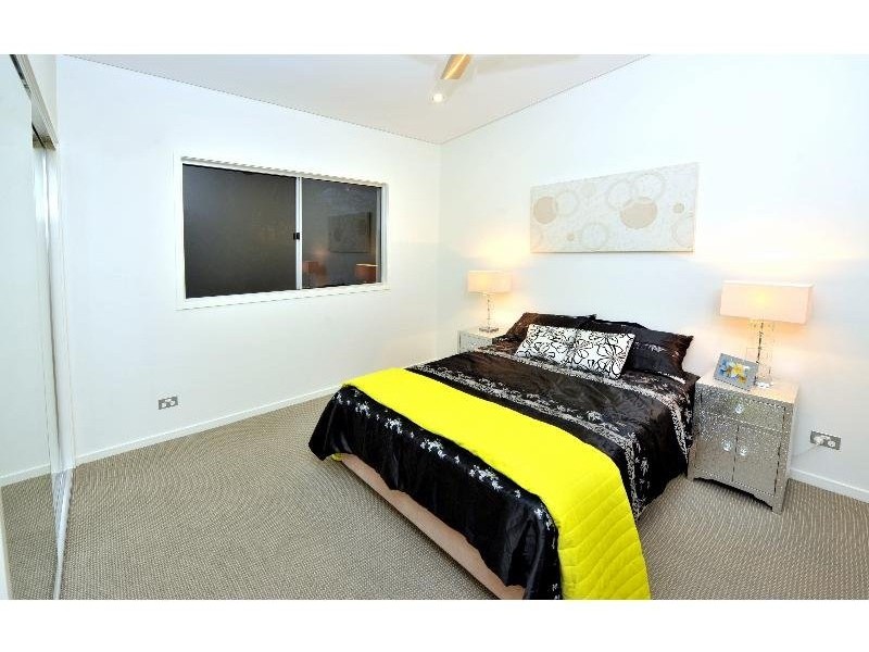 Taringa QLD 4068