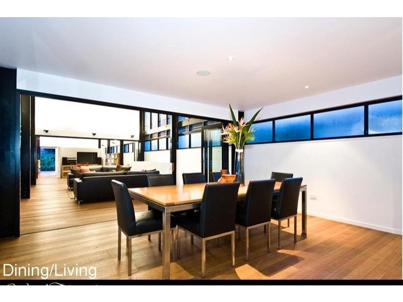 33 Ashbourne Street, Ashgrove QLD 4060