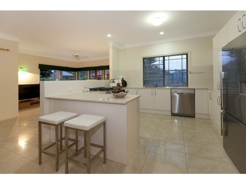 14 Bracknell Place, Ashgrove QLD 4060