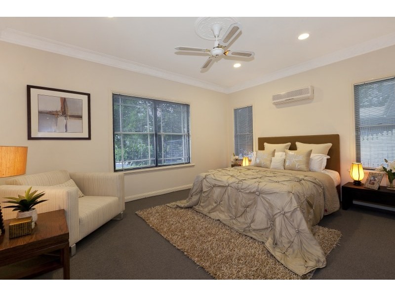 14 Bracknell Place, Ashgrove QLD 4060