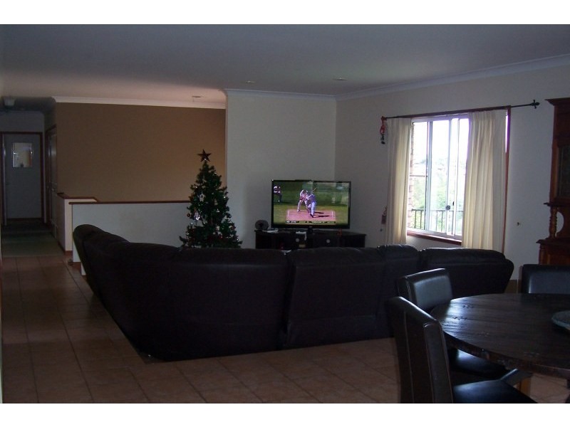 16 Turpentine Court, Albany Creek QLD 4035