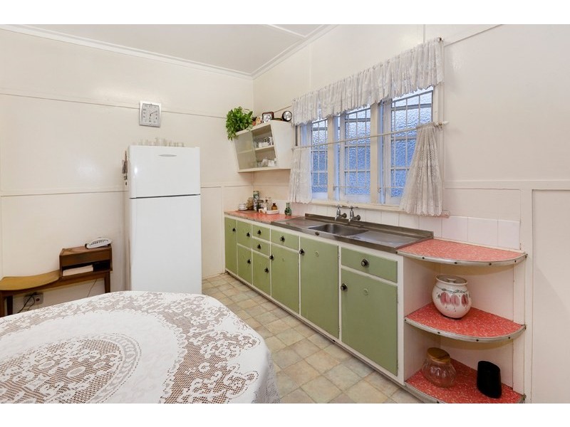 77 Clifford Street, Stafford QLD 4053