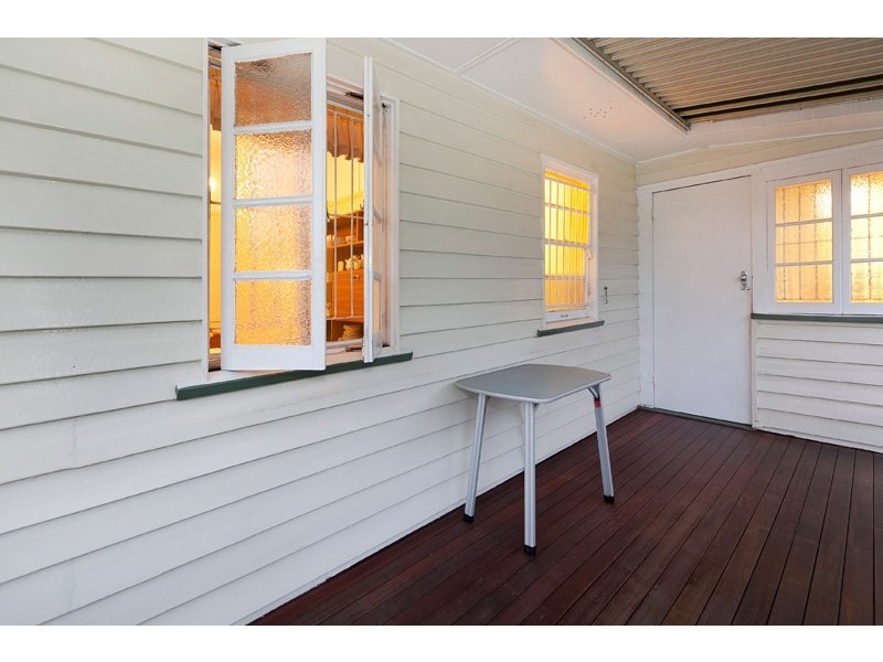 77 Clifford Street, Stafford QLD 4053