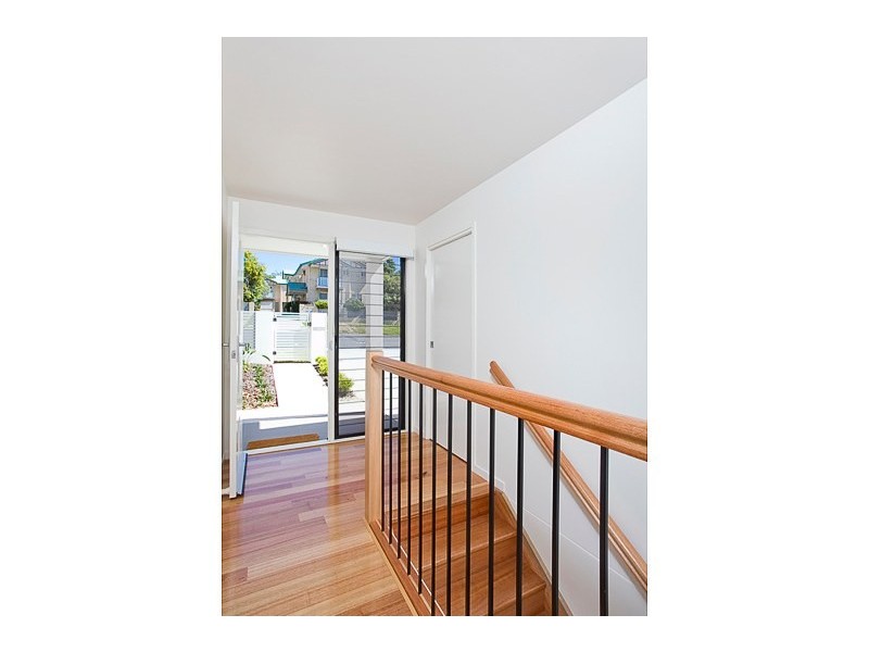 8 Huxley Avenue, Alderley QLD 4051