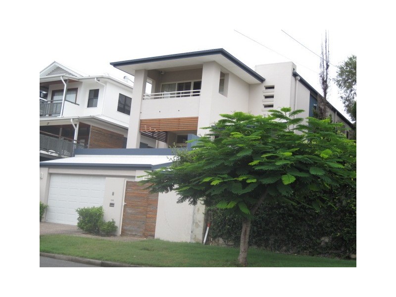 101 Coventry Street, Hawthorne QLD 4171