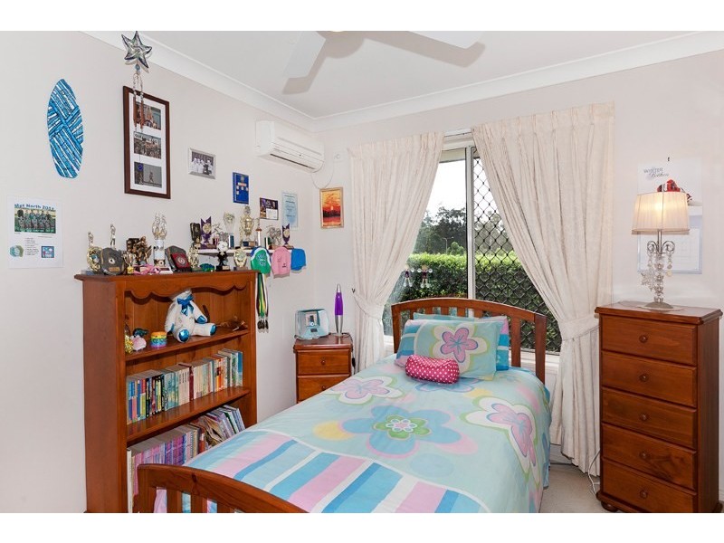 70 Streisand Drive, Mcdowall QLD 4053