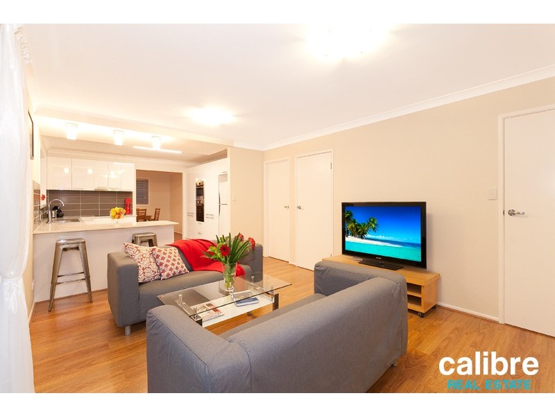 69 Flockton Street, Stafford Heights QLD 4053