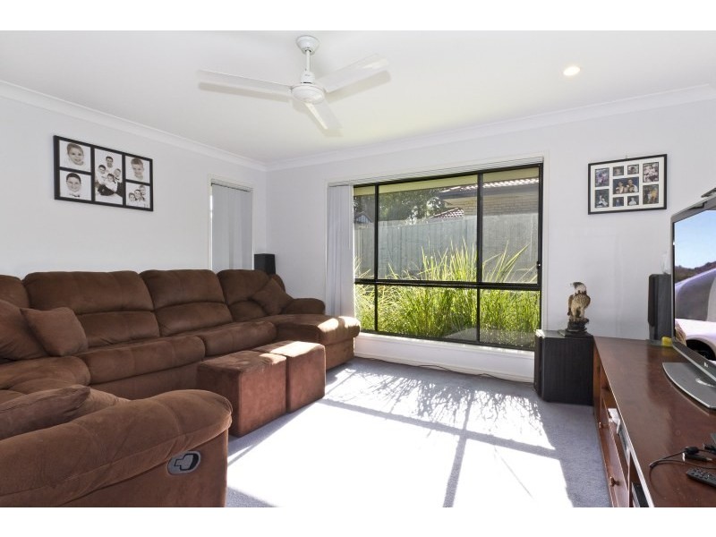 1 Adab Close, Boronia Heights QLD 4124