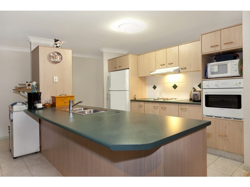 6 Cedar Place, The Gap QLD 4061