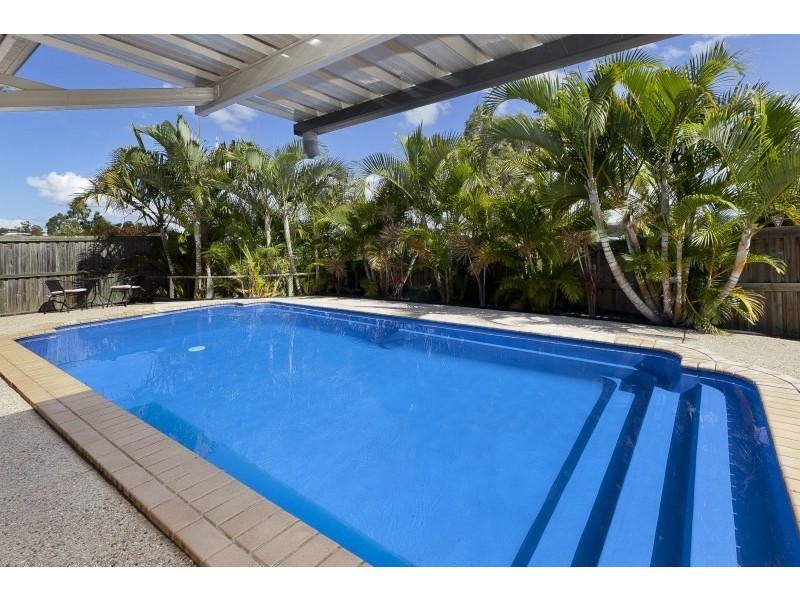 8 Fontana Way, Springfield Lakes QLD 4300