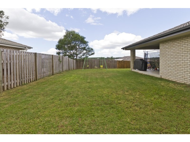 28 Brigid Boulevard, Augustine Heights QLD 4300