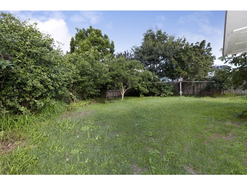 198 Blaker Road, Keperra QLD 4054