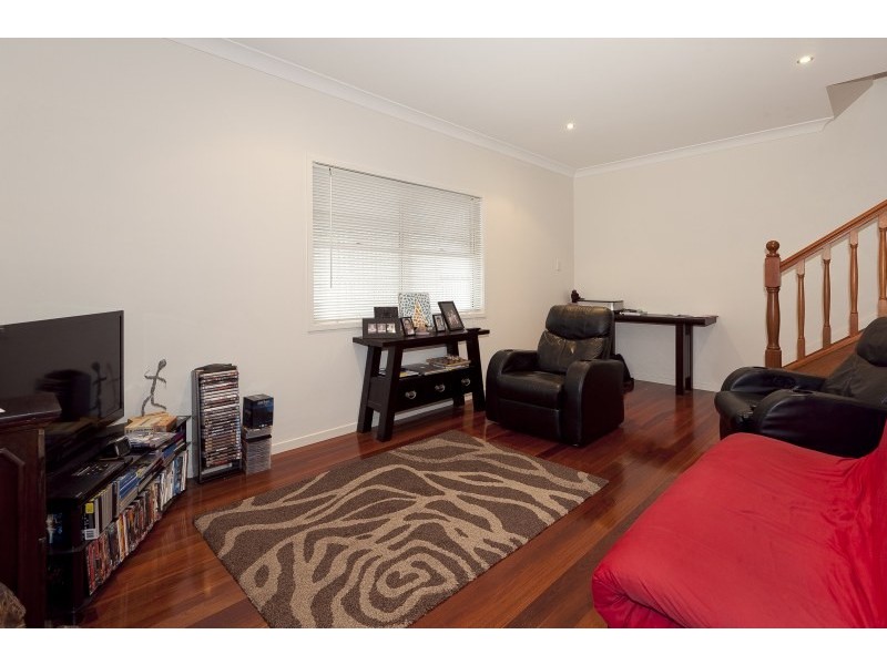 2/33 St Leonards Street, Coorparoo QLD 4151