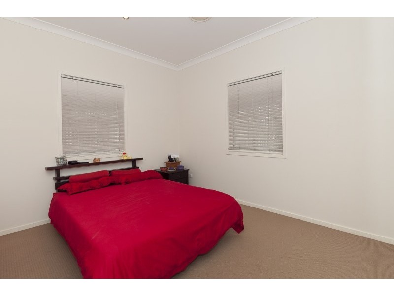 2/33 St Leonards Street, Coorparoo QLD 4151