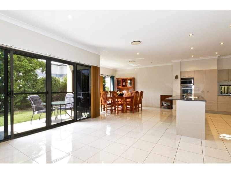 34 Petrie Crescent, Aspley QLD 4034