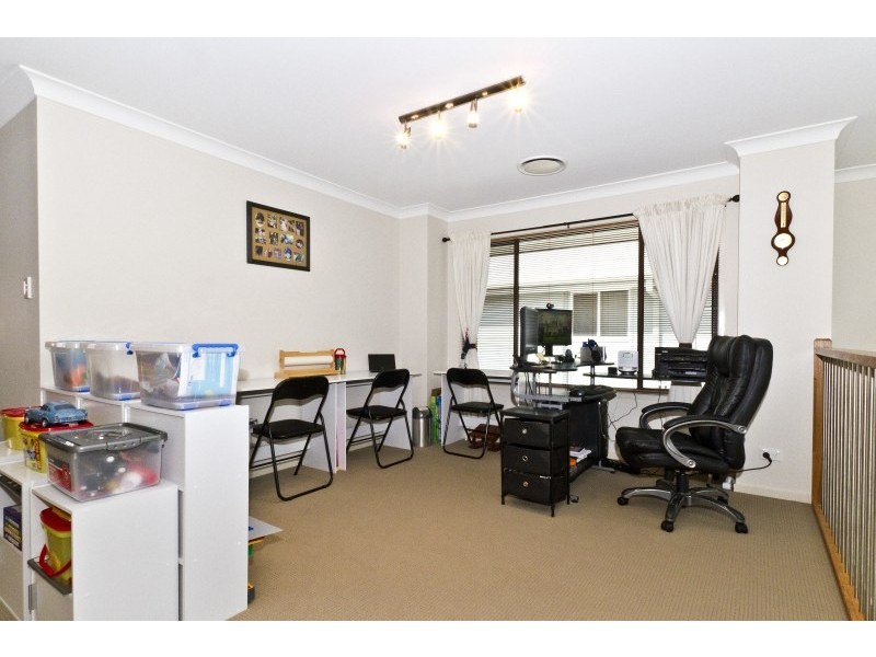 34 Petrie Crescent, Aspley QLD 4034