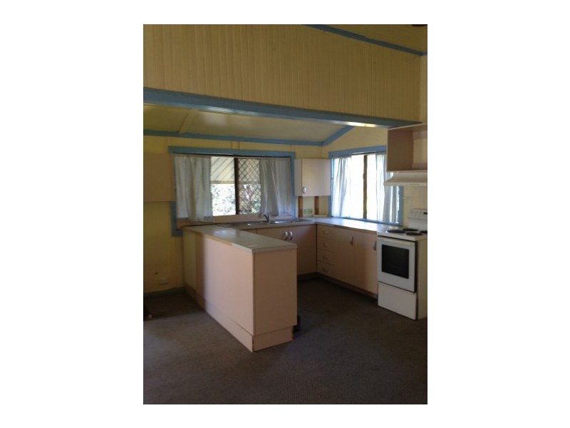 3 Weldon Street, North Ipswich QLD 4305