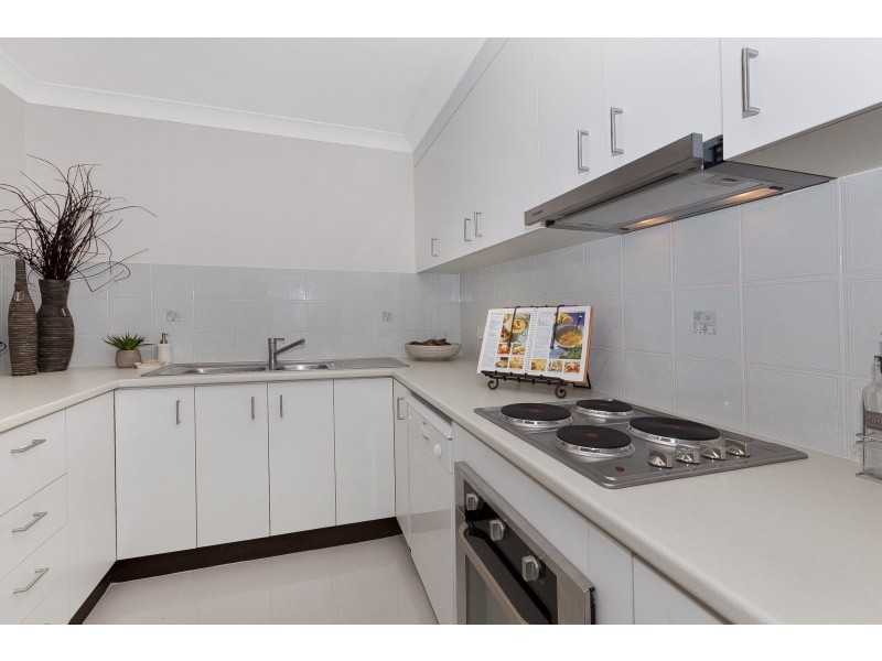 9/375 Birkdale Road, Wellington Point QLD 4160