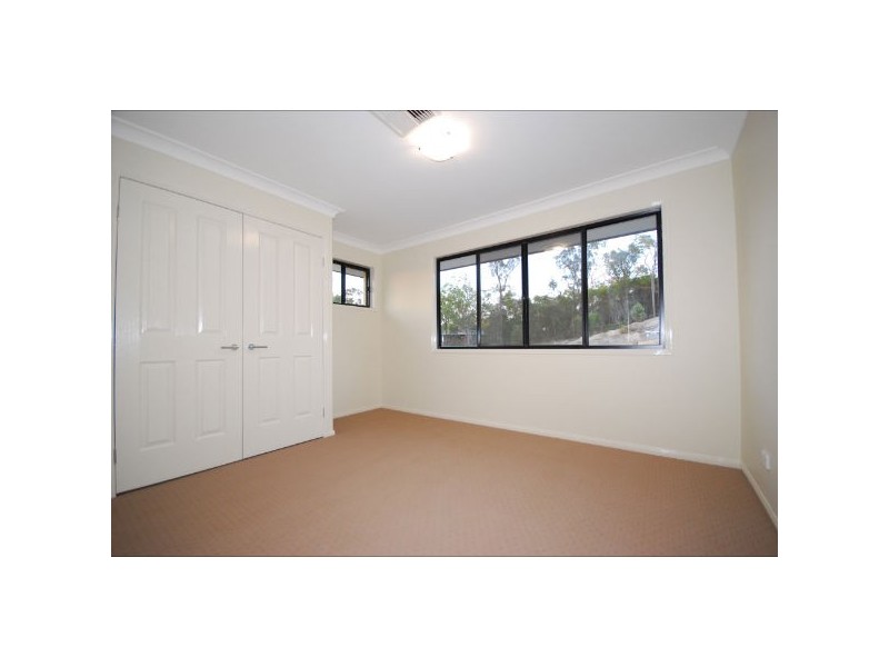 77 Corymbia Crescent, Anstead QLD 4070