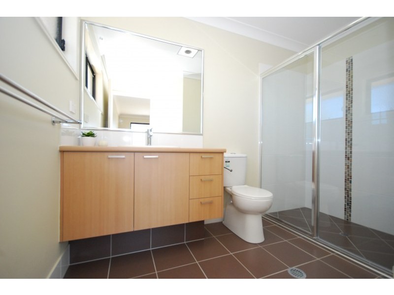 77 Corymbia Crescent, Anstead QLD 4070