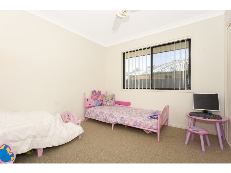 22 Griffen Place, Crestmead QLD 4132