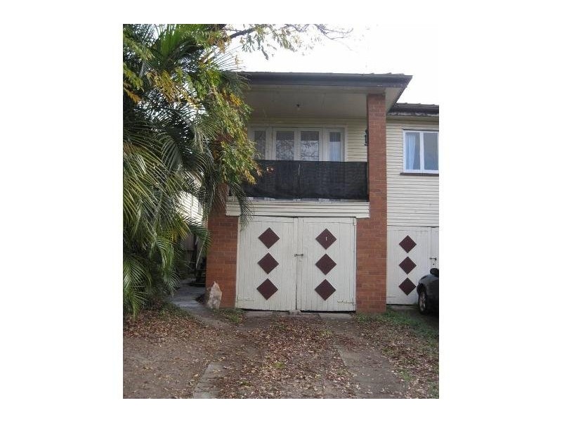 Unit 1/11 Baron Street, Greenslopes QLD 4120