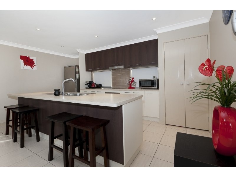 14 Dundee Crescent, Wakerley QLD 4154