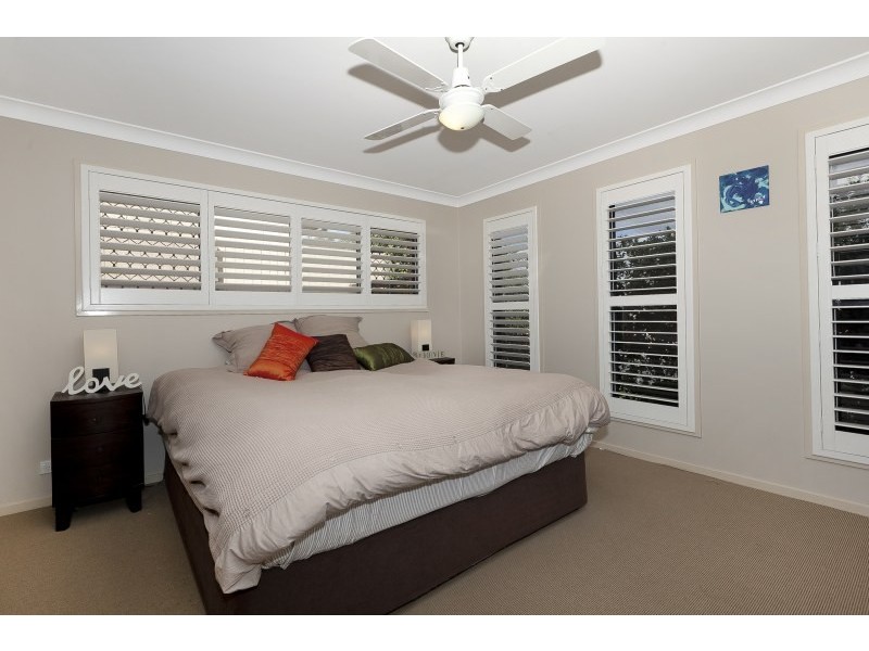 14 Dundee Crescent, Wakerley QLD 4154