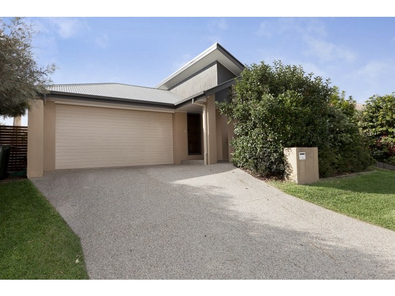 14 Dundee Crescent, Wakerley QLD 4154