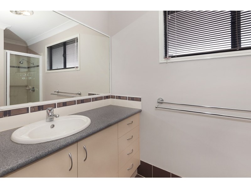 Unit 33/213 Brisbane Terrace, Goodna QLD 4300