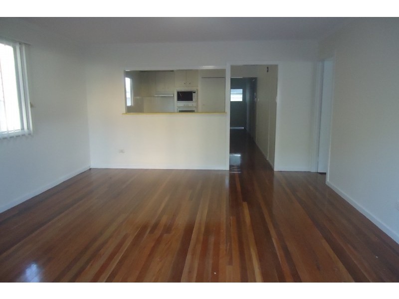 6 Madeline Street, Camp Hill QLD 4152