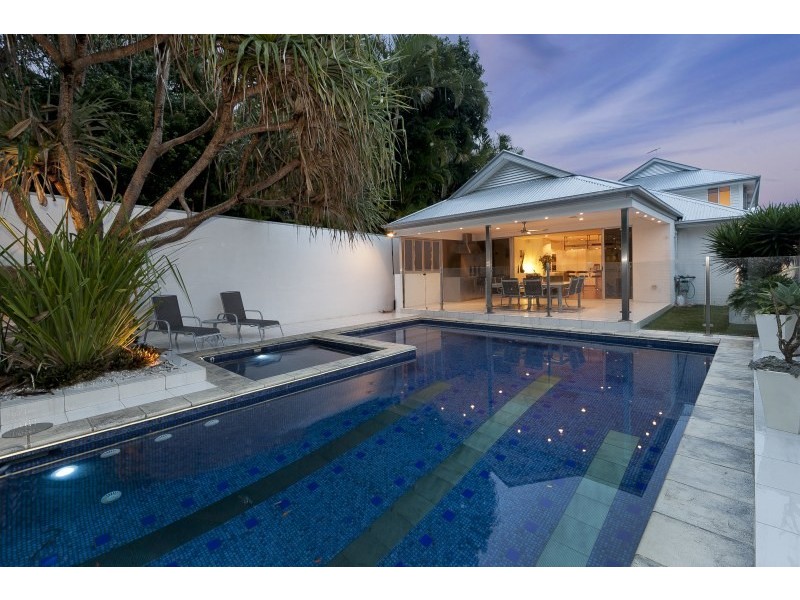 51 Plymouth Street, Alderley QLD 4051