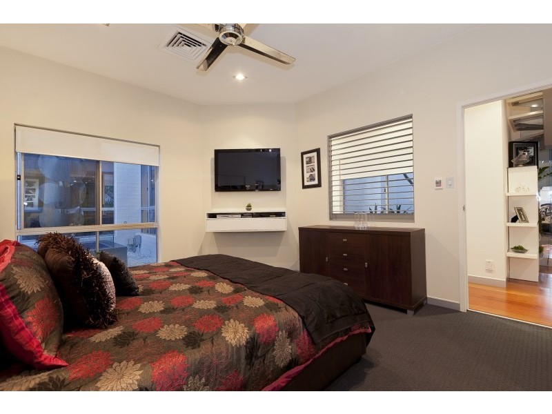 51 Plymouth Street, Alderley QLD 4051