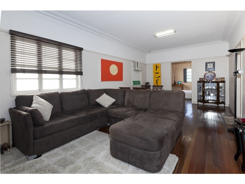 82 Grange Road, Grange QLD 4051