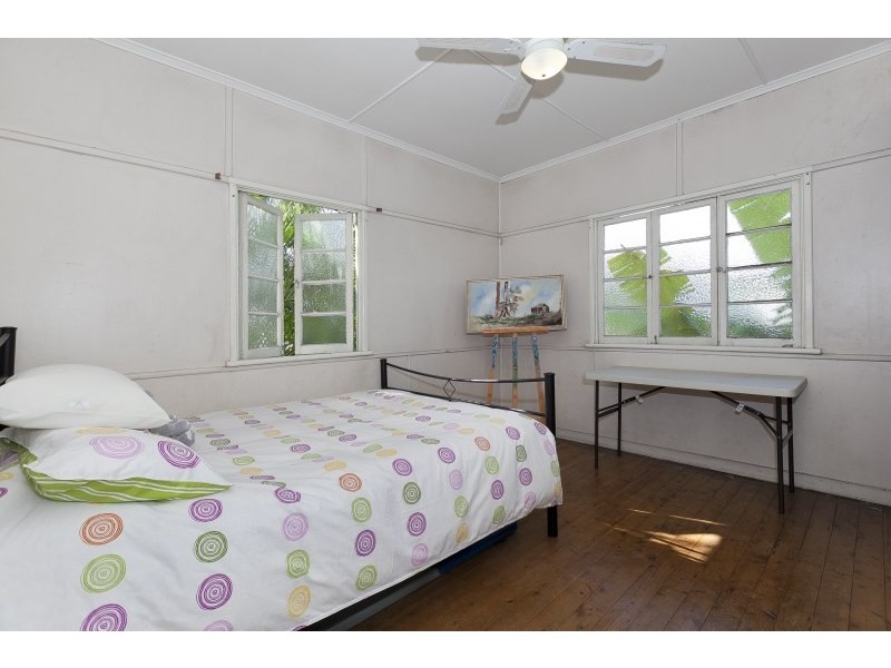 82 Grange Road, Grange QLD 4051