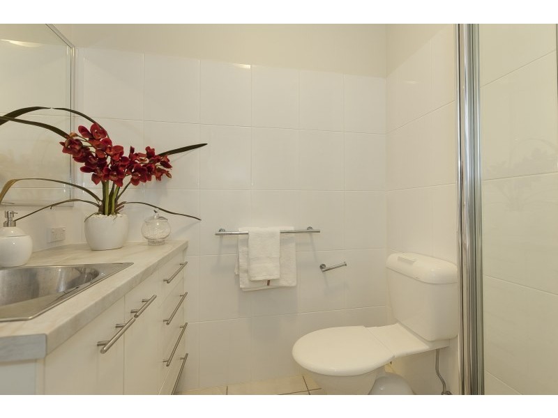 Unit 2/38 Lemnos Street, Red Hill QLD 4059